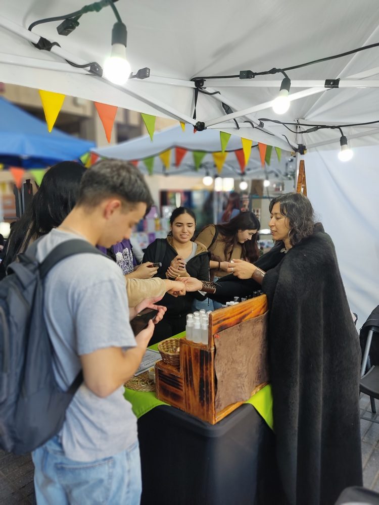 Expositora en Feria DUOCUC